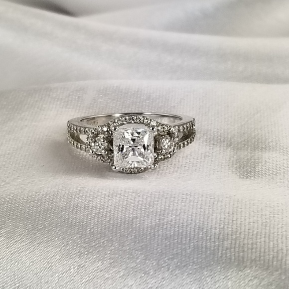Real 925 Princess Engagement Wedding Ring Set - Picture 2 of 4
